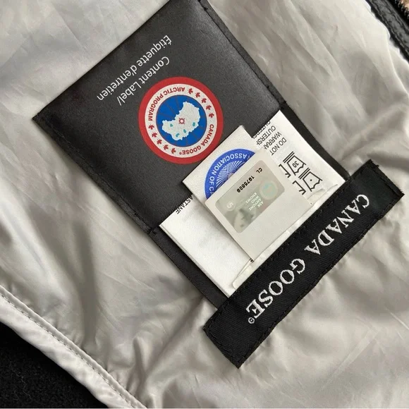 Canada Goose Black Puffer Jacket - Picture 12 of 16